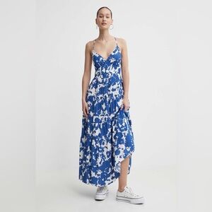 NWT Abercrombie & Fitch Blue Flowy Tiered Maxi Dress. Size XSP